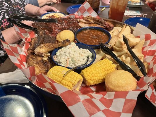 Famous Dave's Bar-B-Que by null