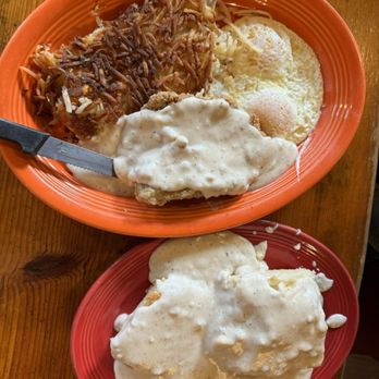 Janet's Montana Cafe - Country fried steak w side of biscuits and gravy - American Near Me - Alpine, California