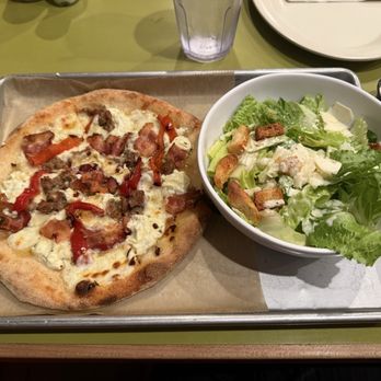 Flippers Pizza - $11.99 pizza and salad combo - Pizza Near Me - Kissimmee, Florida