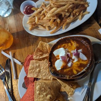 The Hideaway Kitchen & Bar - Brisket chili with tortilla chips and parmesan truffle fries - American Near Me - Ridgefield, Connecticut