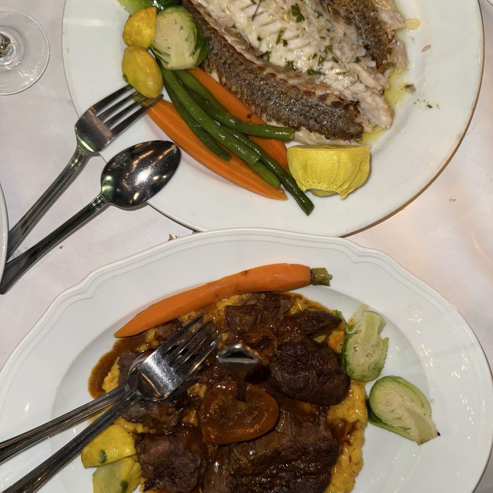 Il Pastaio - Veal chop - Italian Near Me - Beverly Hills, California Il Pastaio - Veal chop - Italian Near Me - Beverly Hills, California