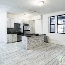 Finders Nyc - What a beautiful, renovated and open kitchen! If you're looking for an apartment, look no longer! Contact Finders.nyc to find your keeper!