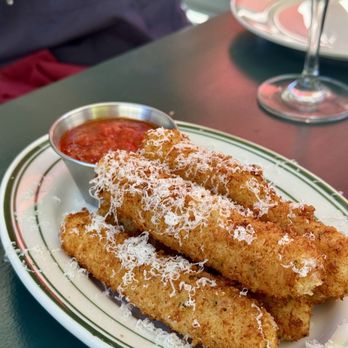 Buck’s Place - Mozzarella sticks - Pizza Near Me - Sonoma, California Buck’s Place - Mozzarella sticks - Pizza Near Me - Sonoma, California