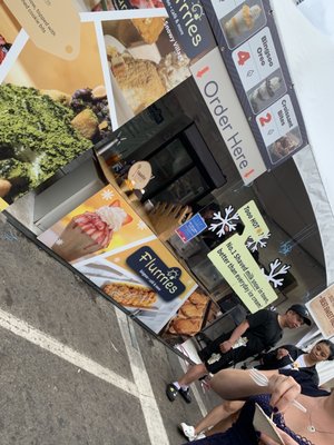 Sir Winston Churchill Square by null