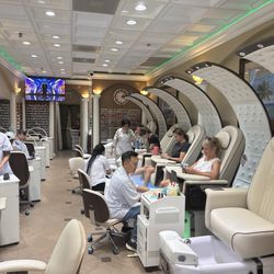 Shiny Nails - New furniture! Very comfortable and roomy I never want to leave, . Excellent service and I get the best pedicures ever!!
