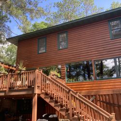 Enchanted Loon Inn - Lakeside upper deck