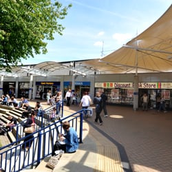 Piazza Shopping Centre