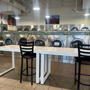 Speed Queen Laundry - Laundromat Near Me - Houston, Texas Speed Queen Laundry - Laundromat Near Me - Houston, Texas