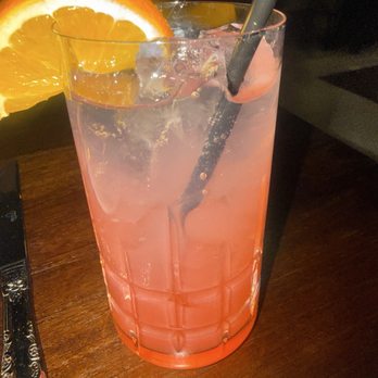 Steakhouse Bourre Bonne - Berry Spiced Cooler Mocktain - Steakhouses Near Me - Louisville, Kentucky Steakhouse Bourre Bonne - Berry Spiced Cooler Mocktain - Steakhouses Near Me - Louisville, Kentucky
