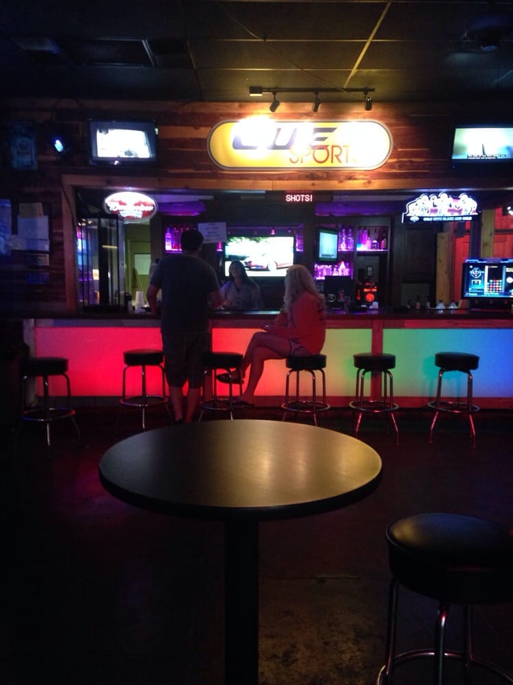 Social spots from Cue Sports