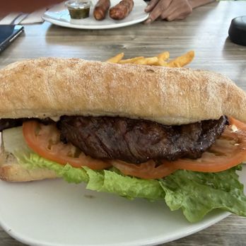 Bona's Grill - skirt steak sandwich - Food Trucks Near Me - Southwest Ranches, Florida