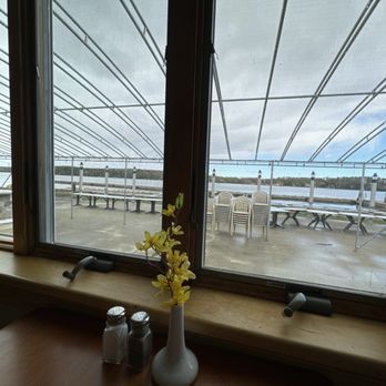 Kennebec Tavern - Nice view - New American Near Me - Bath, Maine