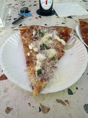 Leonardi's Pizza by null