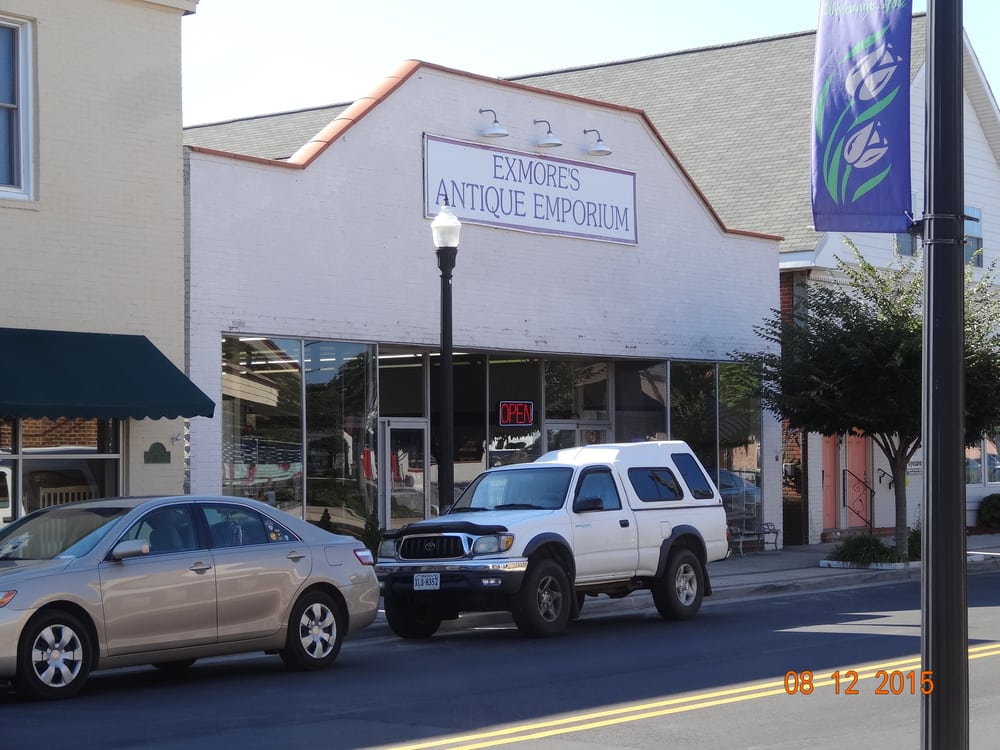 EXMORE’S ANTIQUE & CRAFT EMPORIUM Updated August 2024 3304 Main Ave