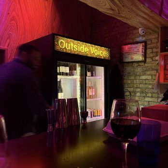 Outside Voices - Red wine - Wine Bars Near Me - Chicago, Illinois