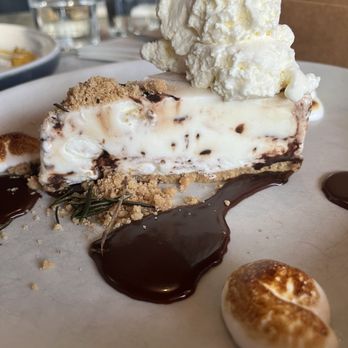 JOEY Shipyards - S'mores Ice Cream Pie - Canadian (New) Near Me - Vancouver, British Columbia JOEY Shipyards - S'mores Ice Cream Pie - Canadian (New) Near Me - Vancouver, British Columbia