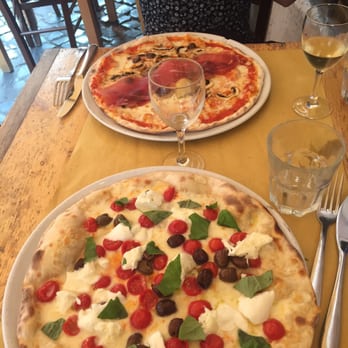 Sette Oche - Pizzas-can't remember their names - Pizza Near Me - Rome, RM Sette Oche - Pizzas-can't remember their names - Pizza Near Me - Rome, RM