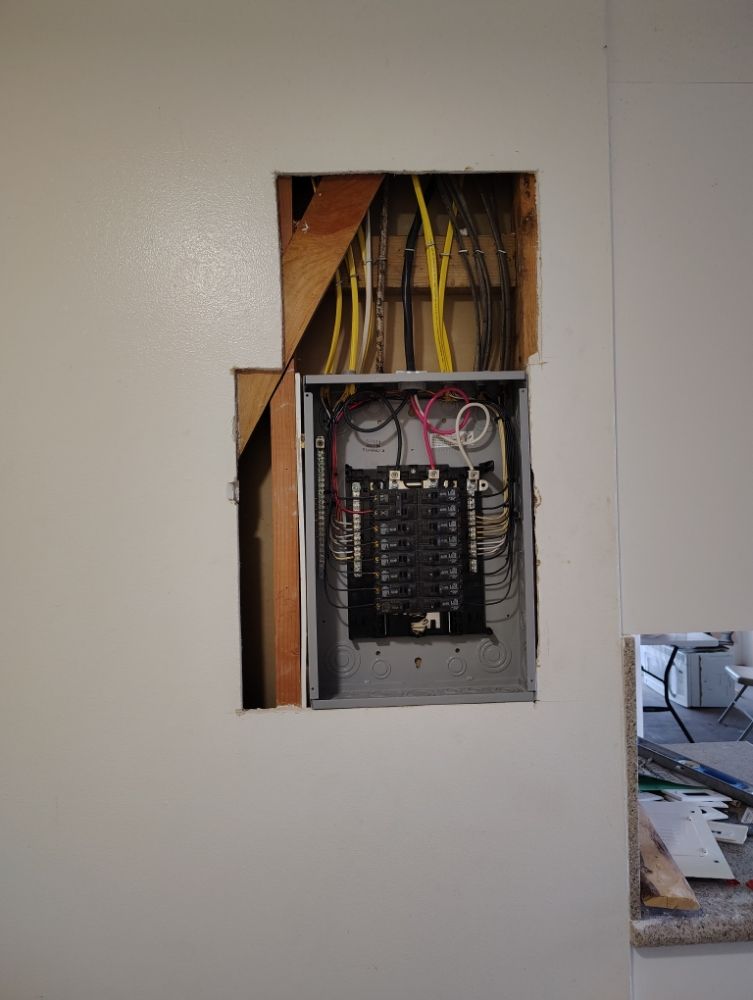 Slide of P&M Electric Services
