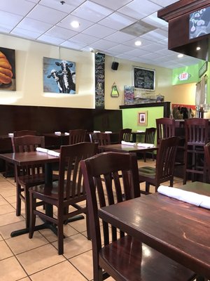 Wild Tomato 7945 Macarthur Blvd Cabin John Md Restaurants Mapquest