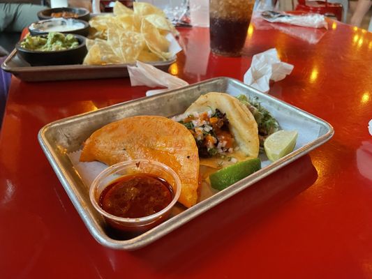 Calle Taco by null