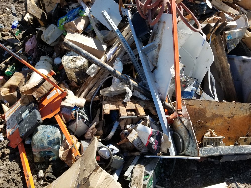 AFFORDABLE JUNK REMOVAL BY MERCI HAULING Request a Quote