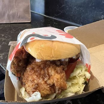 Roaming Rooster - Chicken sandwich - Chicken Wings Near Me - Crofton, Maryland