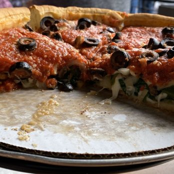 Giordano's - Veggie deep dish pizza - Pizza Near Me - Denver, Colorado Giordano's - Veggie deep dish pizza - Pizza Near Me - Denver, Colorado