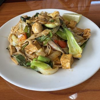 Dahlia Thai Cuisine - Thai Near Me - San Antonio, Texas Dahlia Thai Cuisine - Thai Near Me - San Antonio, Texas