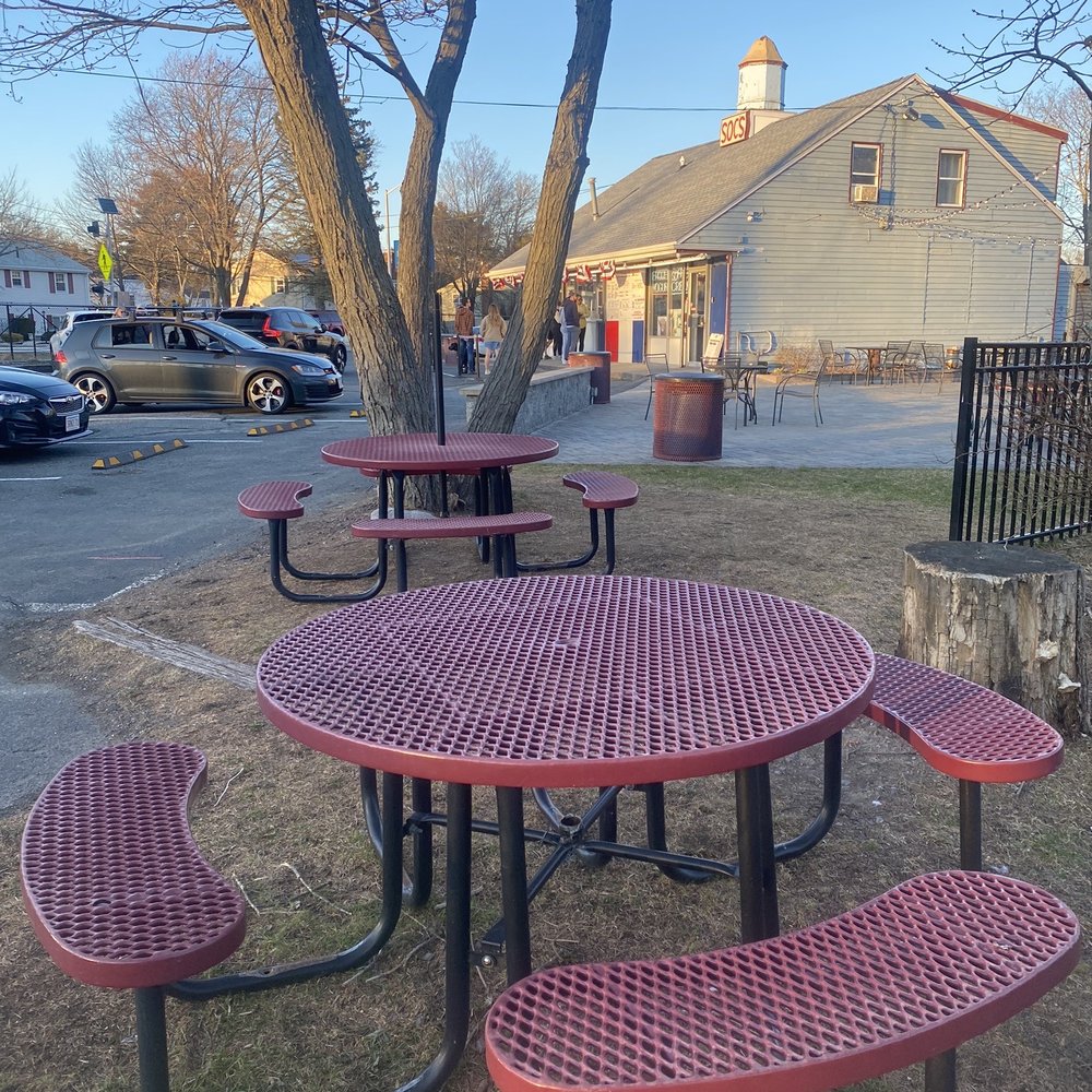 Soc's Ice Cream - Outdoor seating - Ice Cream & Frozen Yogurt Near Me - Saugus, Massachusetts