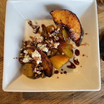 R Kitchen - Peaches, yellow beets, walnuts, blue cheese and balsamic glaze - New American Near Me - Charleston, South Carolina R Kitchen - Peaches, yellow beets, walnuts, blue cheese and balsamic glaze - New American Near Me - Charleston, South Carolina