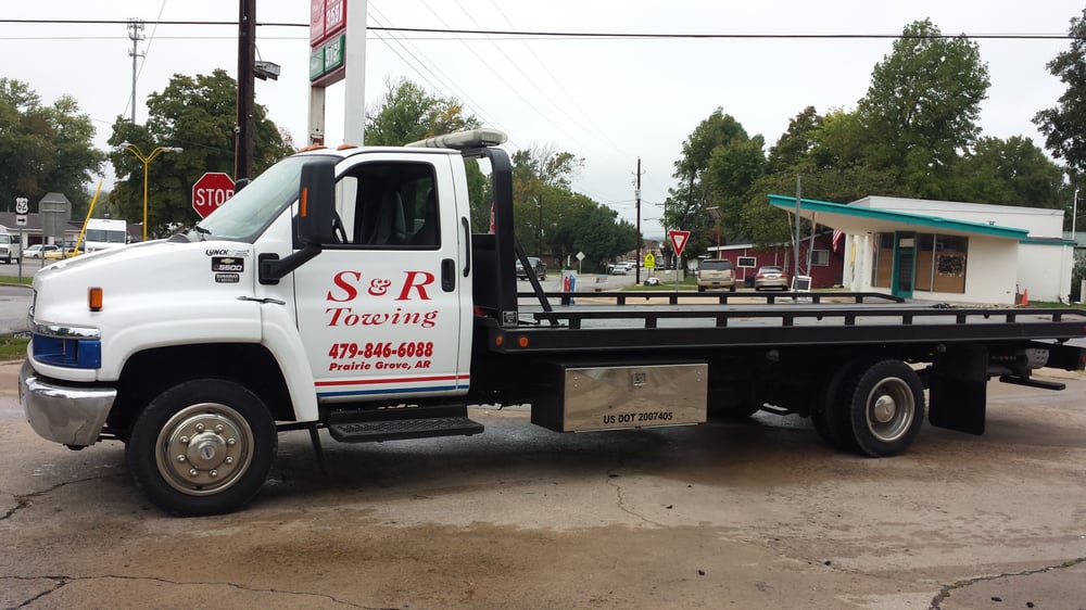 S&R TOWING SERVICE Updated September 2024 219 S Mock, Prairie Grove