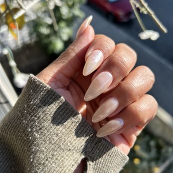 BT Nails And Spa - Nude Chrome Almond Shape - Nail Salons Near Me - Hercules, California