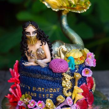 Cake Playhouse - I asked for a mermaid cake that looked like my Instagram photo. The outcome was breathtaking. - Custom Cakes Near Me - Artesia, California