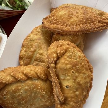 Un Rinconcito Argentino - 6 mixed empanadas. The spinach & cheese was my favorite - Argentine Near Me - Bellflower, California Un Rinconcito Argentino - 6 mixed empanadas. The spinach & cheese was my favorite - Argentine Near Me - Bellflower, California