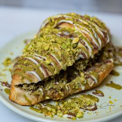 Pinochio - Kunafa Pistachio Croissant ($9.95)