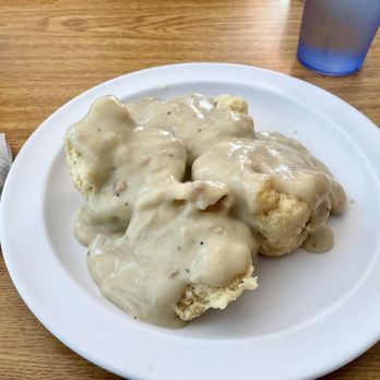 Maggie's Restaurant - Biscuits and Gravy - Burgers Near Me - Vallejo, California