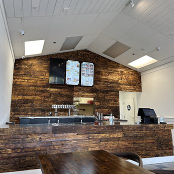Danville Kitchens - Inside - Pizza Near Me - Danville, California Danville Kitchens - Inside - Pizza Near Me - Danville, California