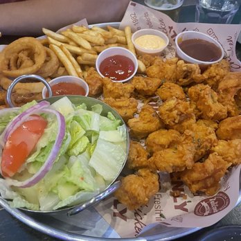 Pelicana Chicken - Flushing - Korean Near Me - Flushing, New York