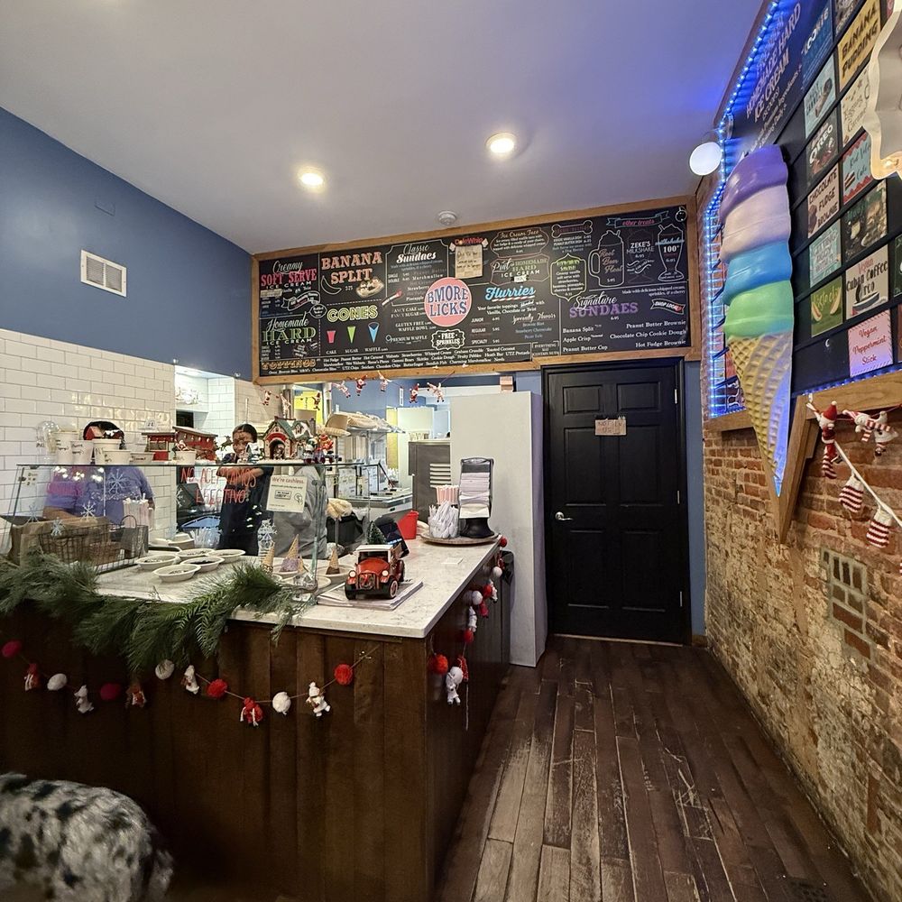 Bmore Licks - Inside - Ice Cream & Frozen Yogurt Near Me - Baltimore, Maryland
