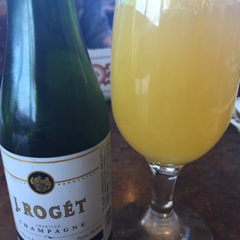 Black Bear Diner Tracy - OMG, mimosas with fresh squeezed OJ! Mmmmm! Don't judge... - American Near Me - Tracy, California
