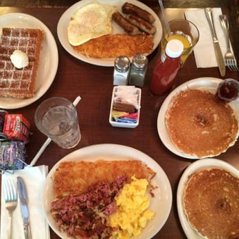 Russell's - American Near Me - Pasadena, California
