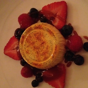 Piccolo Sogno - Panna cotta - Italian Near Me - Chicago, Illinois
