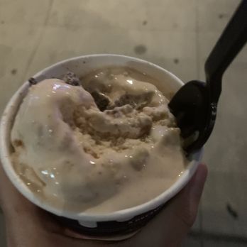 Insomnia Cookies - Desserts Near Me - Brooklyn, New York