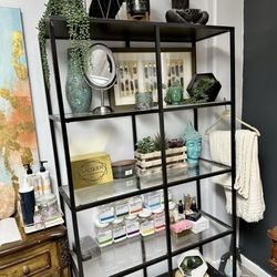 Make Me Sweet Aesthetics - Products and display
