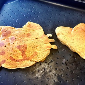 Slappy Cakes - Sad attempt at a pancake cat - Breakfast & Brunch Near Me - Lahaina, Hawaii Slappy Cakes - Sad attempt at a pancake cat - Breakfast & Brunch Near Me - Lahaina, Hawaii