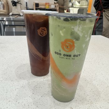 Odd One Out Tea Pasadena - YUMMY Matcha Taro Mochi - Bubble Tea Near Me - Pasadena, California