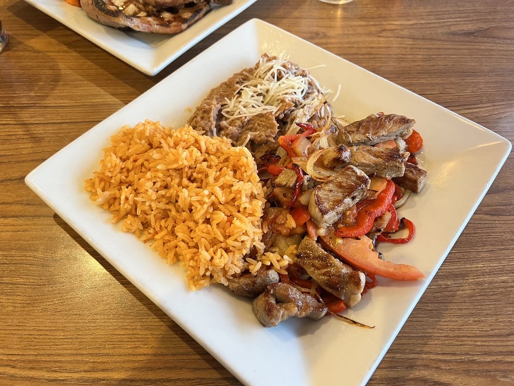 TOASTED BUN 266 Photos & 278 Reviews 14445 Sherman Way, Van Nuys