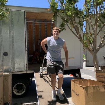 Goliath Moving & Storage - Matthew working hard. - Movers Near Me - San Jose, California Goliath Moving & Storage - Matthew working hard. - Movers Near Me - San Jose, California
