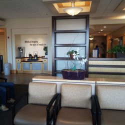 Great Basin Imaging - Waiting room
