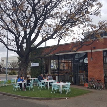 Punchbowl Canteen - Outside seating - Cafes Near Me - Port Melbourne, VIC